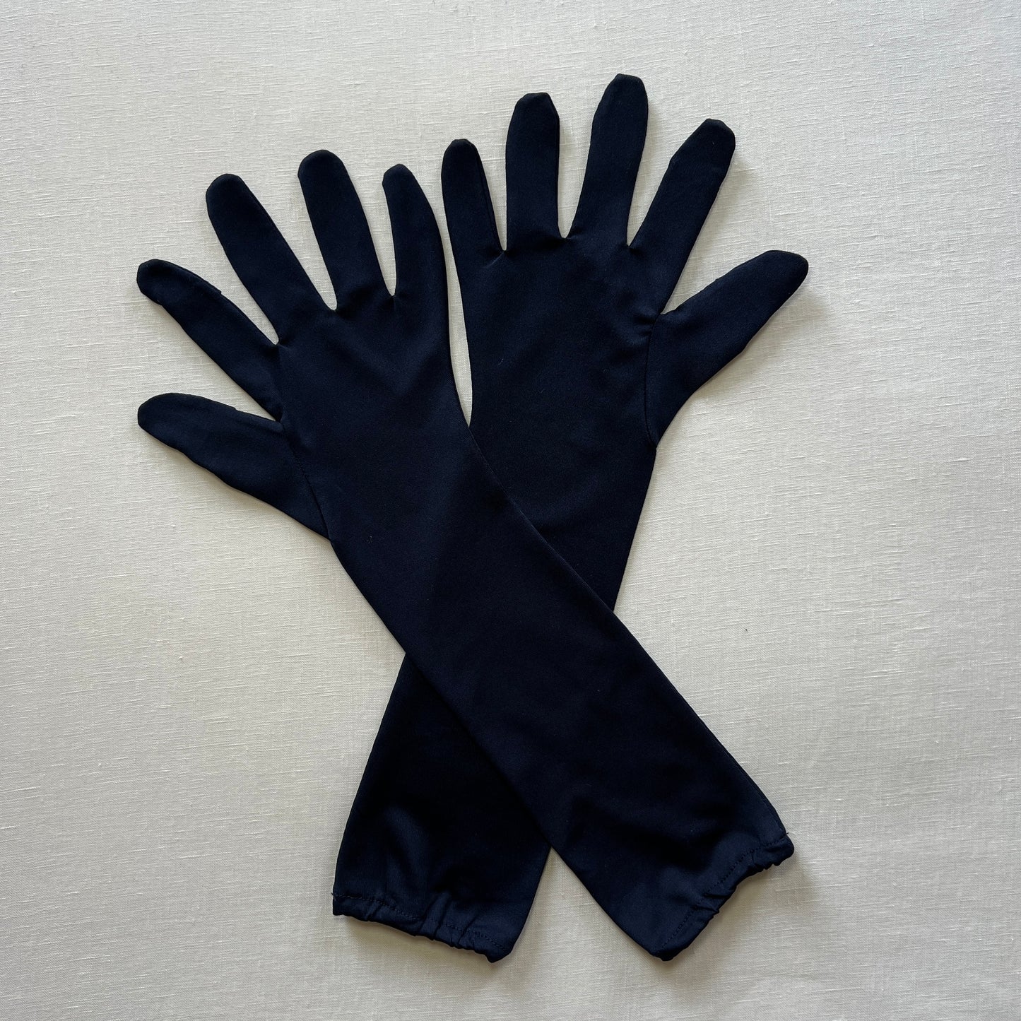 gloves | قفازات